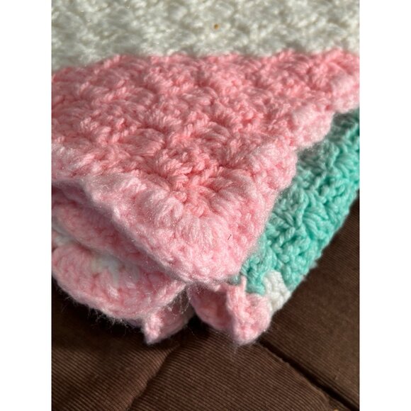 Vintage Crochet, Afghan Baby Blanket Handmade 50"x54" Crib Blanket - Picture 5 of 7